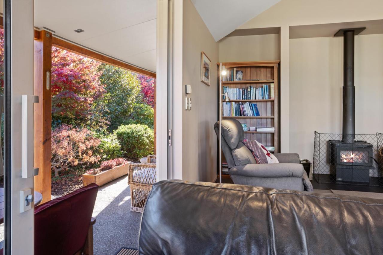 Fairway Cottage - Hanmer Springs Holiday Home エクステリア 写真