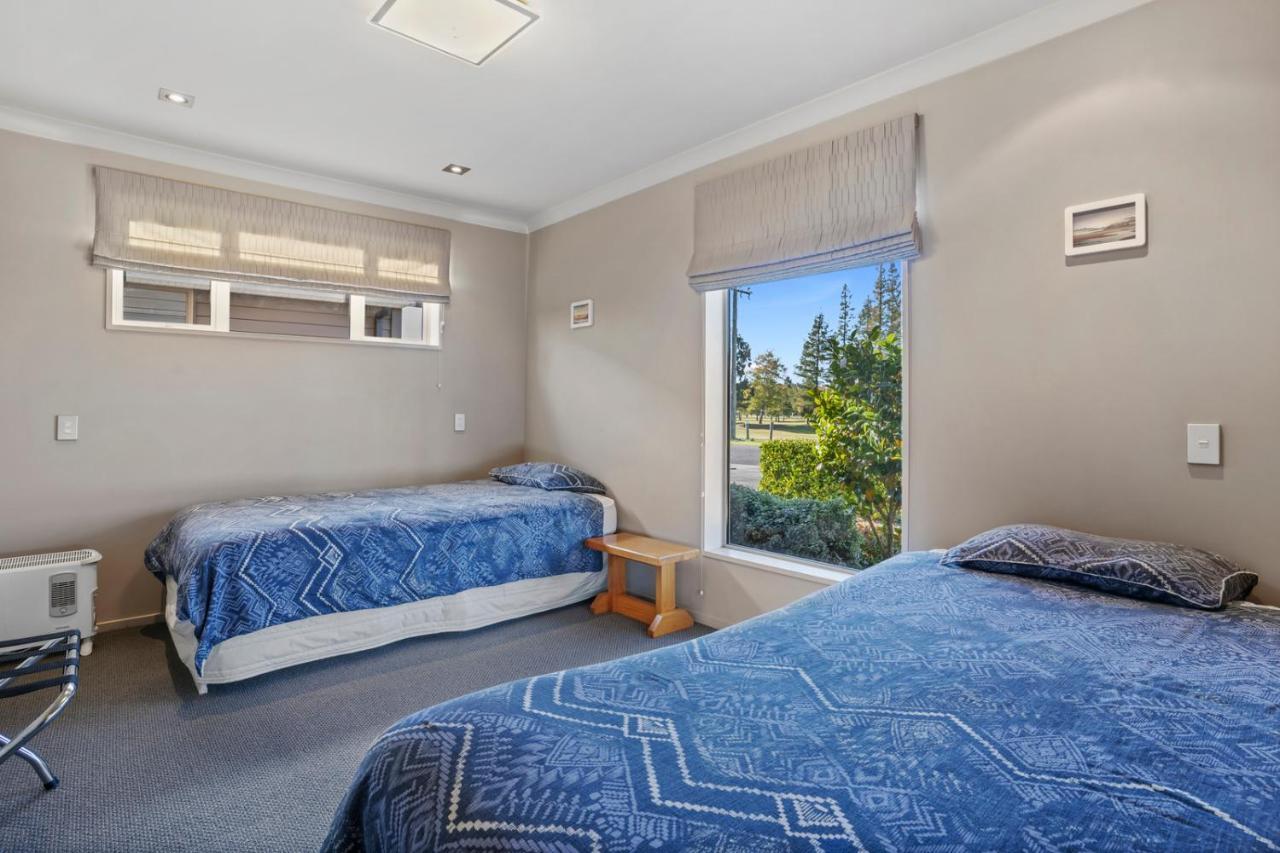 Fairway Cottage - Hanmer Springs Holiday Home エクステリア 写真